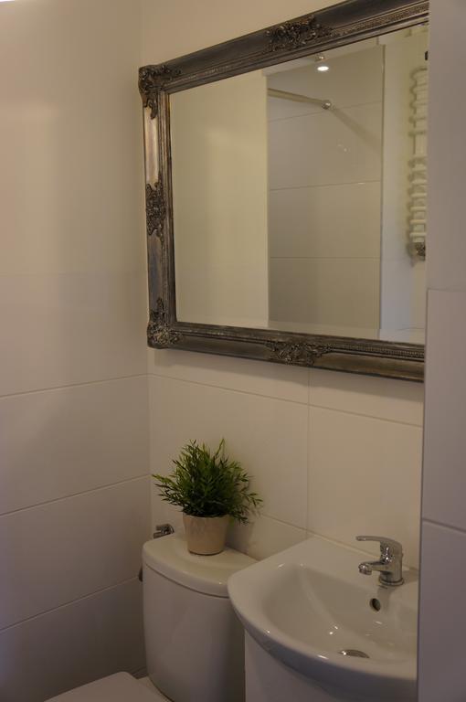 Apartamenty Z Klimatem Poznań Extérieur photo