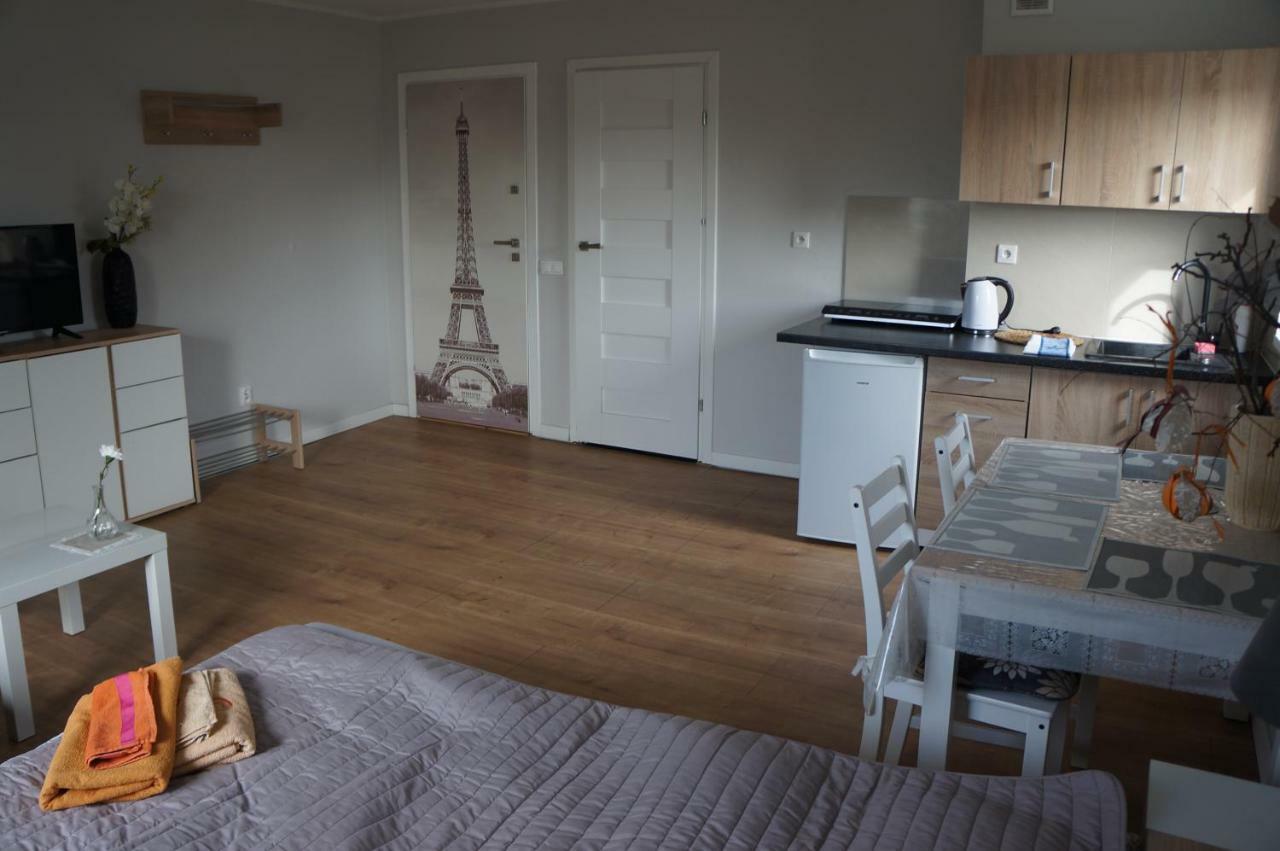 Apartamenty Z Klimatem Poznań Extérieur photo