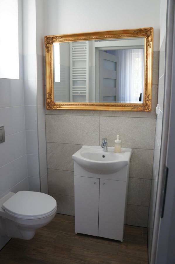 Apartamenty Z Klimatem Poznań Extérieur photo